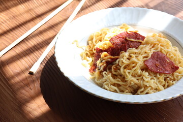 noodle with meat sauce close up