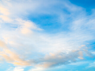 Naklejka premium Sky sunset evening sunrise cloud weather dramatic landscape goldent and indigo color gradient pastel horizon, twilight yellow golden reflection morning nature environment energy ecosystem change.
