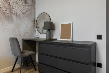 Stylish Bedroom Vanity with Round Mirror