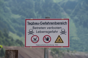 old access to a mine