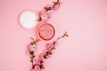 Eye patches. A jar of Hydrogel Hydrating and Rejuvenating Eye Patches. Mask for removing puffiness...