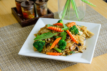 Thai Stir-Fried Flat Noodles with Vegetables (Pad See Ew)