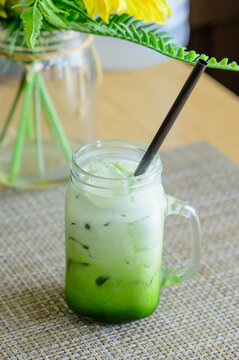 Thai Iced Tea, Coffee, and Green Tea in Mason Jars