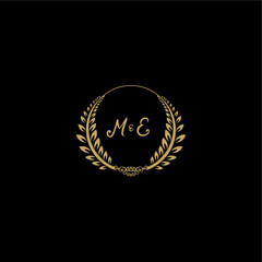Naklejka premium ME beautiful feminine and elegant wedding monogram initial logo with circle floral gold