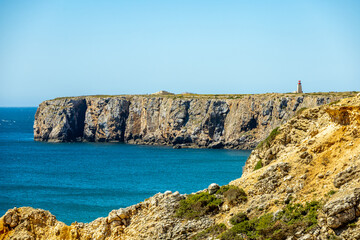 Frühsommerliche Wanderung an der wunderschönen Algarve vor den Toren der Hafenstadt Sagres -...