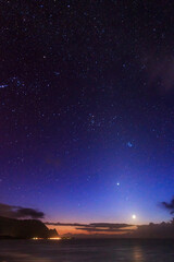 Fototapeta premium Scenic view of north shore of Hawaiian island of Kauai with its famous Napali coast at night