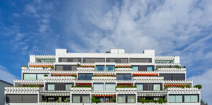Modernist 1970s Residential Architecture in Frogner Oslo Designed by Finn Liseth
