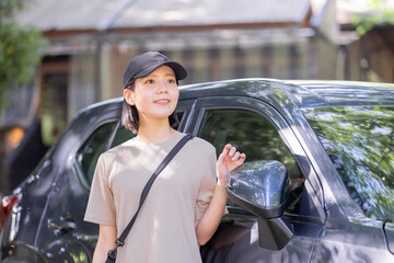 女性一人旅