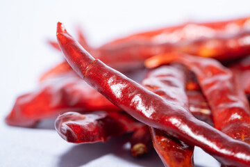 Dried red chili peppers: a spicy and healthy food ingredient