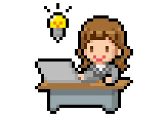 何かを閃くビジネスウーマンのドット絵