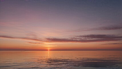 Fototapeta premium Dreamy Seaside Evening with Swaying Palms