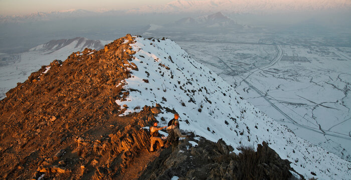 Climbing Ghar Mountain in Kabul