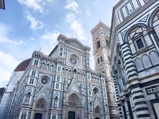 Fototapeta premium Wide View of Florence Cathedral Facade and Bell Tower – Tuscany, Italy (Vertical)