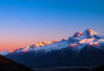 Fototapeta premium Stunning Mountain Landscape at Sunset with Vibrant Colors