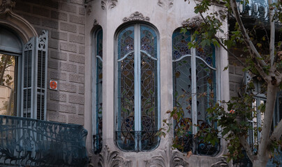 Interesting Art Nouveau Architecture Buildings facade in Barcelona, Spain. (Arquitectura...