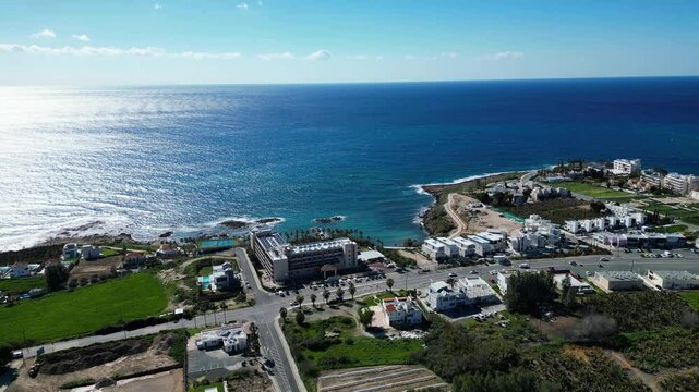 Blaues weites Meer auf Zypern, Limassol.