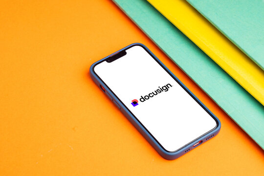 DocuSign &ndash; Global Leader in Electronic Signatures and Intelligent Agreement Management Offering Secure Digital Contract Solutions, Workflow Automation, and AI-Powered Compliance 