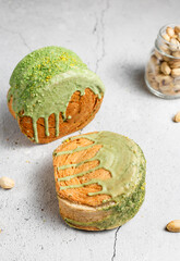 New york roll with pistachio and dubai chocolate filing.