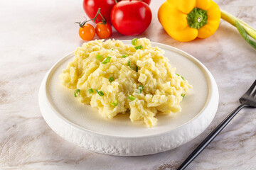 Mashed potato with green onion