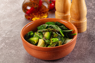 Vegetarian green salad with asparagus and avocado