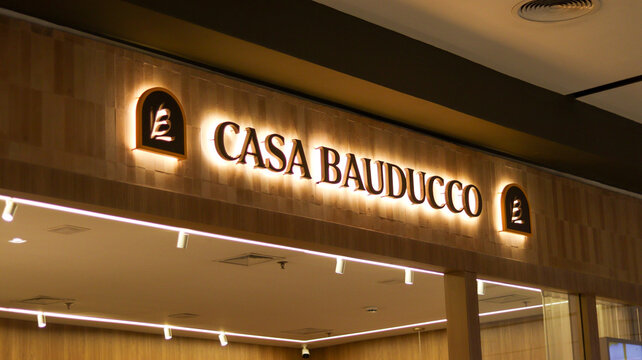 Loja Casa Bauducco em shopping, com vitrine exibindo produtos de panifica&ccedil;&atilde;o e confeitaria, ambiente acolhedor e moderno. S&atilde;o Paulo, SP em 04 Jun 25