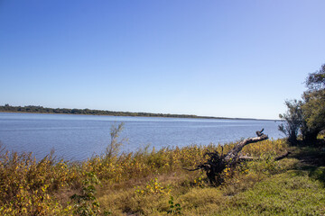 En la orilla del río Quaraí