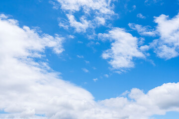 雨上がりの澄んだ青空と白い雲03