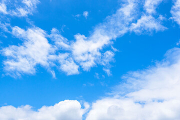 雨上がりの澄んだ青空と白い雲12