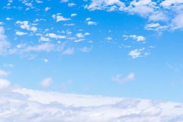 雨上がりの澄んだ青空と白い雲56