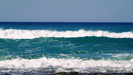 Powerful Ocean Waves Crashing Scenic Seascape Front View Bright Blue Turquoise White Water Horizon Tranquil Sky