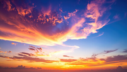 Naklejka premium Background of colorful sky concept Dramatic sunset with twilight color sky and clouds