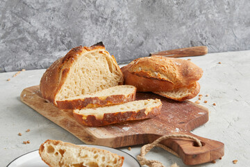 Selbstgebackenes Brot