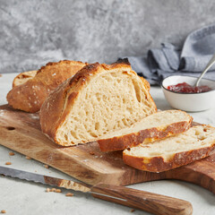 Selbstgebackenes Brot