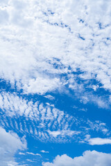 ひつじ雲と青空