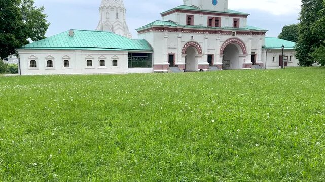 The ancient estate of the Russian Tsars - Kolomenskoye (4K 60, in motion)