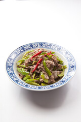 Stir-fried beef with pepper