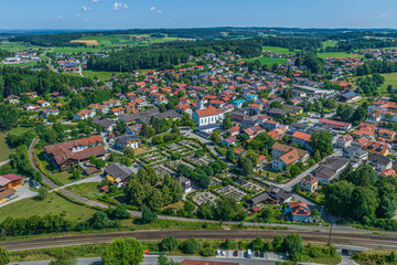 Ausblick auf Bad Endorf im oberbayerischen Chiemgau 