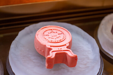 chocolate cake with icing