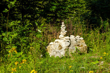 Steinmännchen am Wegesrand
