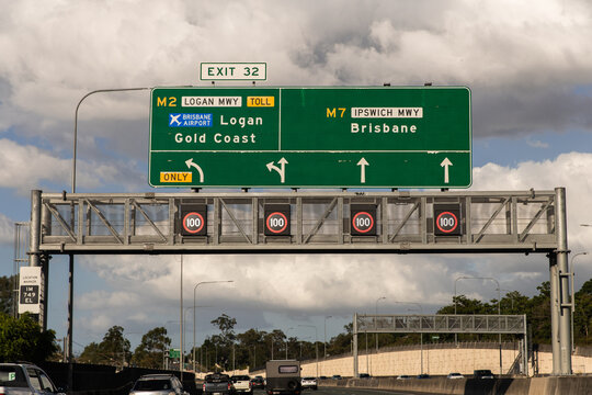 driving towards either Brisbane or the Gold Coast from Ipswich