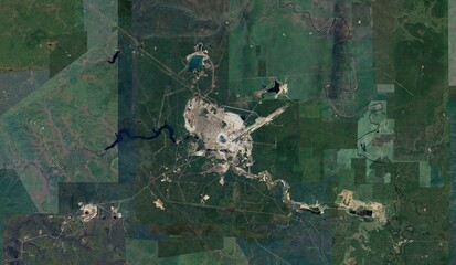 Mir Mine, Russia: High-Resolution Aerial View Highlighting Environmental Impact