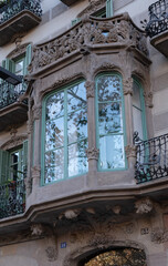 Obraz premium Interesting Art Nouveau Architecture Buildings facade in Barcelona, Spain. (Arquitectura modernista).