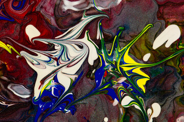 Vibrant Abstract Fluid Art with Shimmering