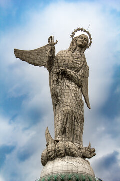 Virgen de el Panecillo, Quito, Ecuador
