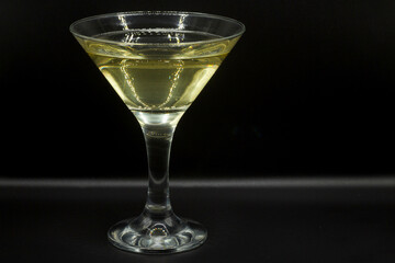 martini glass with lime