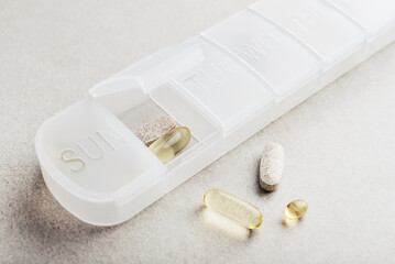 7-Day Pill Organizer with Contoured Bottoms.