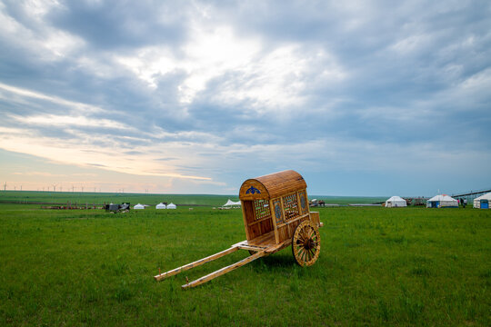 The Lelu car of the herdsmen on the Horonor Grassland in Hulunbuir City, Inner Mongolia Autonomous Region, China