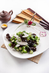 Stir-fried cucumber flowers