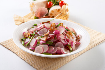 Stir-fried pork belly with leek and cherry radish