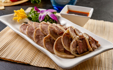 Spiced beef shank slices